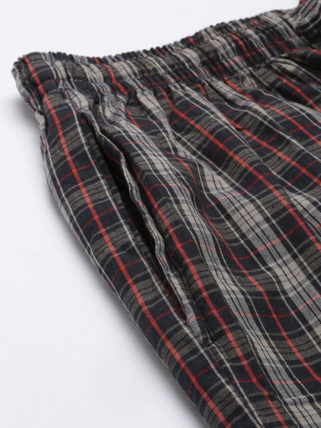 JOVEN MEN CHECKED PURE COTTON EASY SHORTS