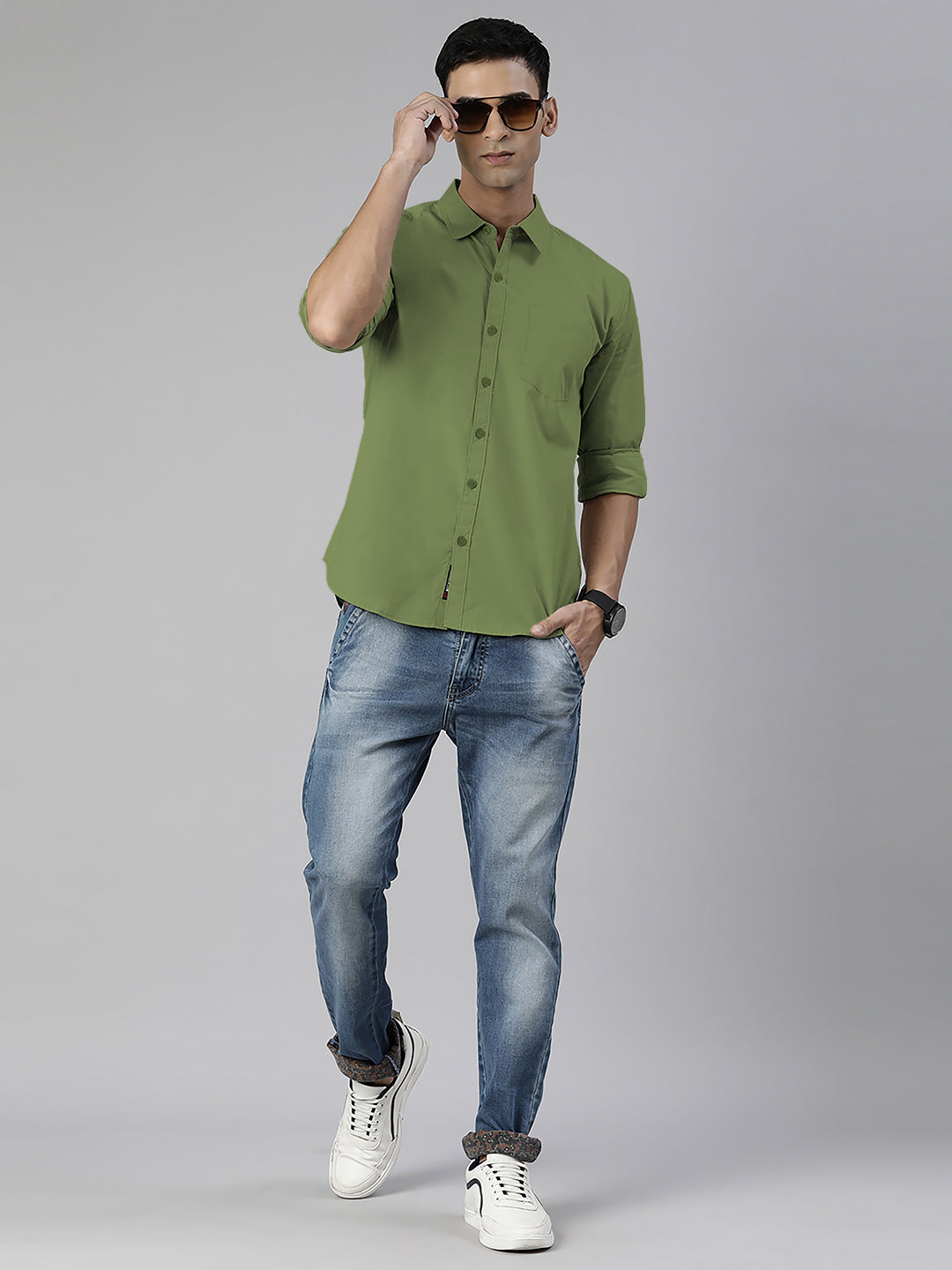 Men's Green Solid Full Sleeve Slim Fit Casual Shirt