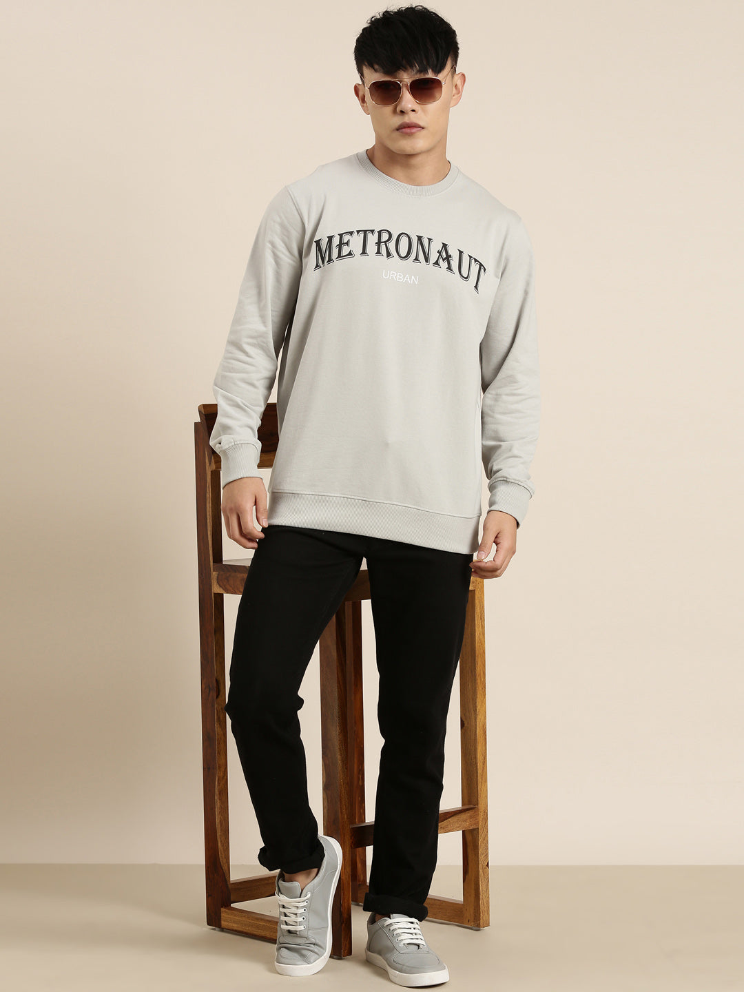 Men's Solid Round Neck Full Sleeve Sweatshirt