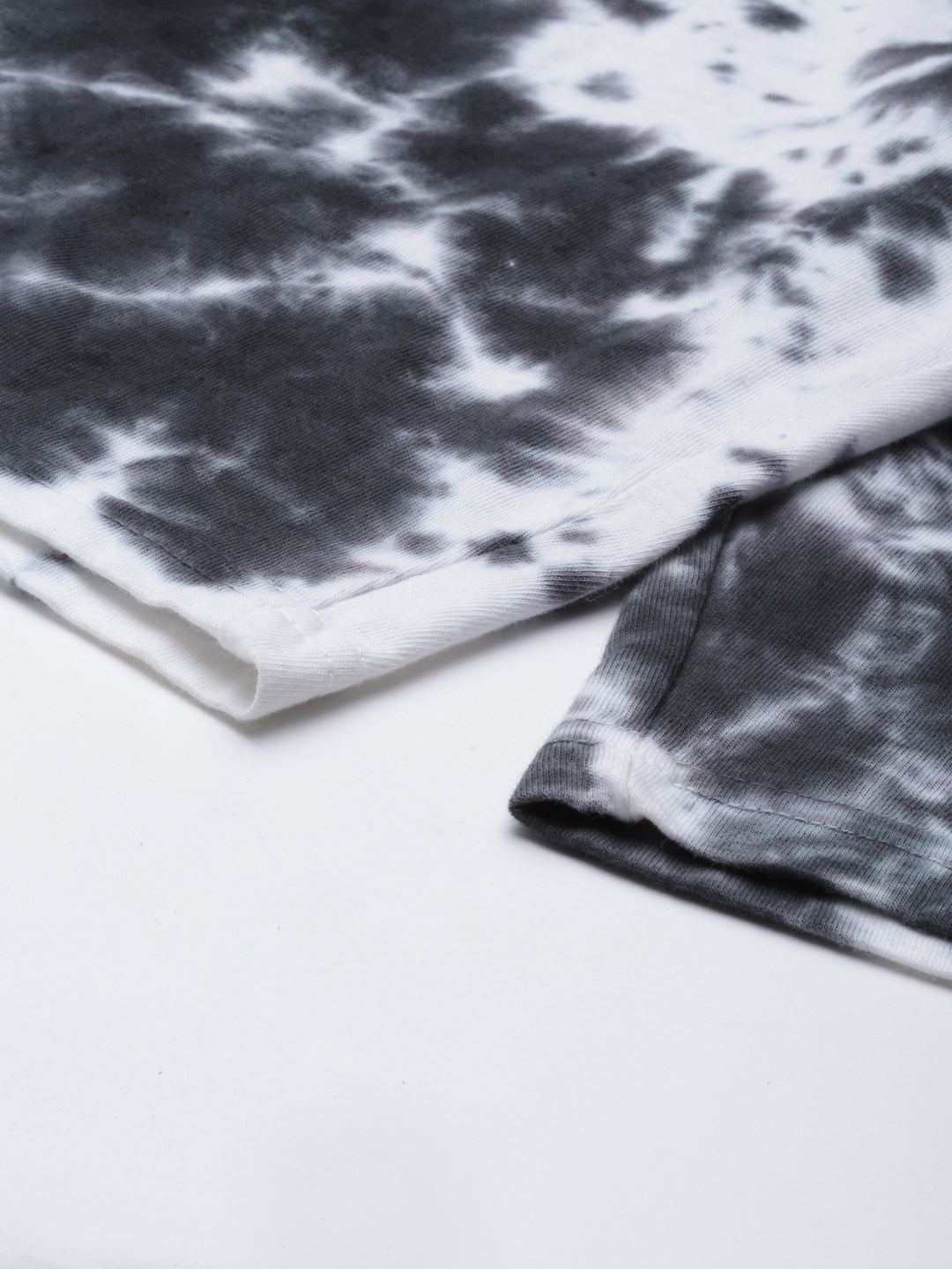 JOVEN MENS TIE-DYE SHORTS(SHORTS ONLY)