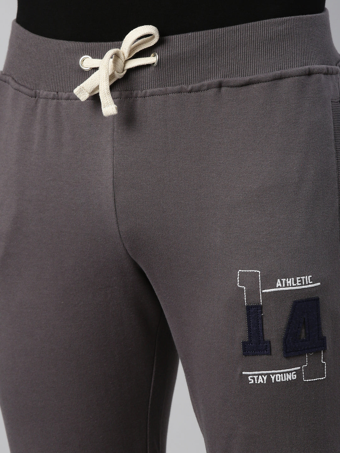 JOVEN MENS SOLID JOGGERS